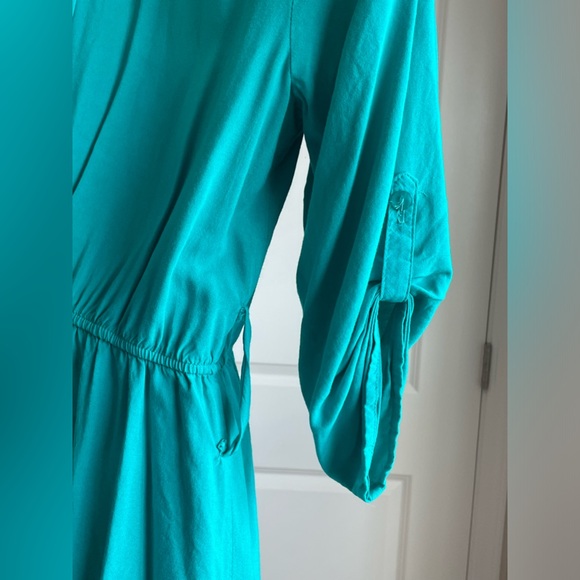 Women's dress - Picture 4 of 5